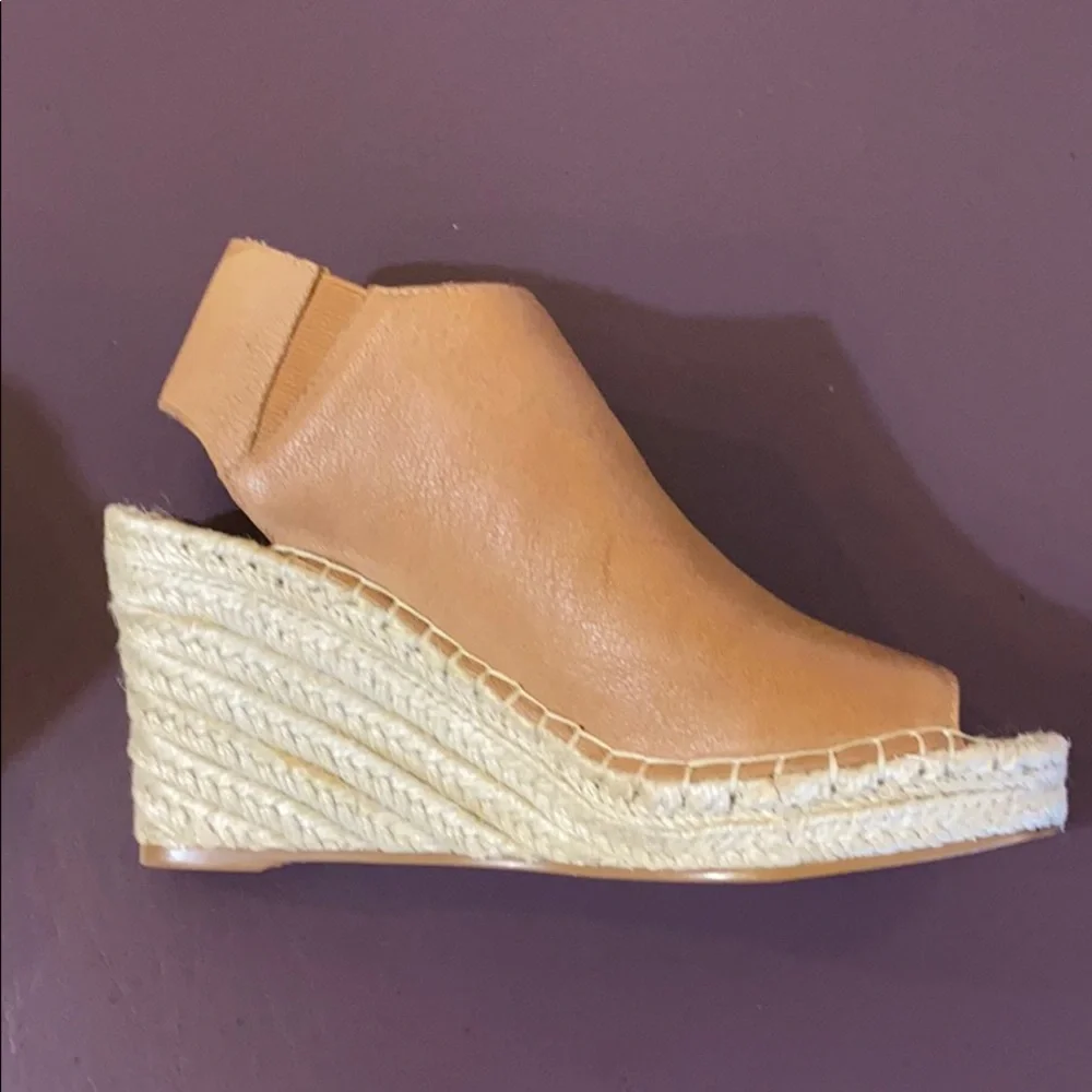 NWOB Steven by Steve Madden Starryy Wedge Sandal US6
